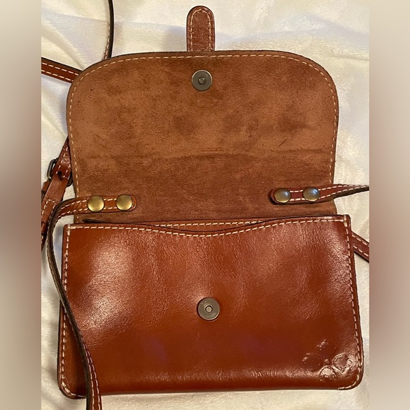 Patricia Nash Torri Tooled Leather Crossbody Bag - Picture 3 of 11